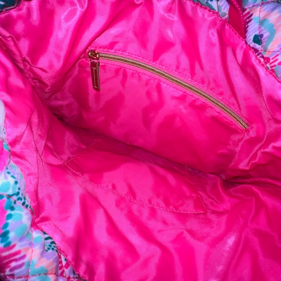 Lilly Pulitzer Quilted Drawstring Backpack Banana Split Pattern NEW WITHOUT TAGS main image 8